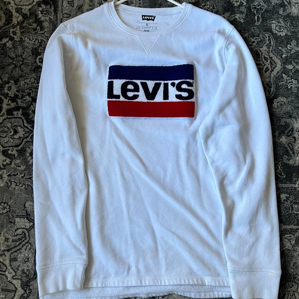 White Levi's Pull Over Sweatshirt